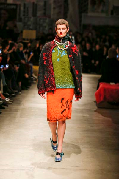 MİLANO MODA HAFTASININ ÖNE ÇIKANLARI