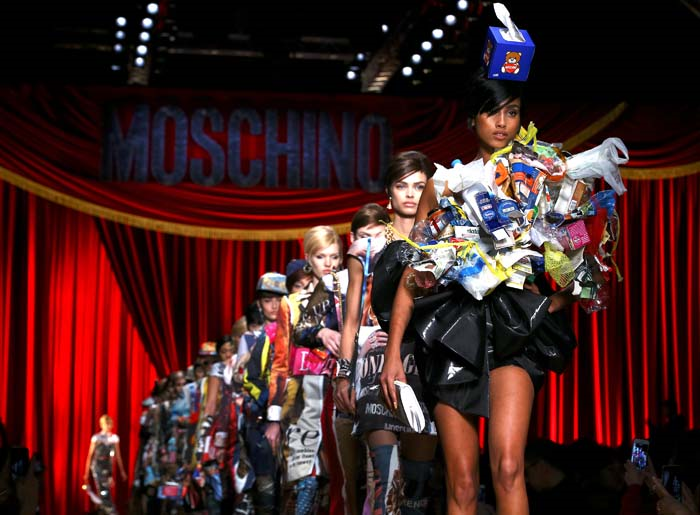 MİLANO MODA HAFTASININ ÖNE ÇIKANLARI