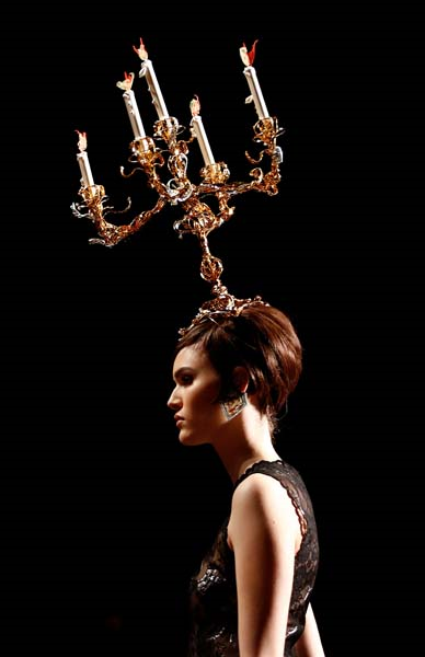 MİLANO MODA HAFTASININ ÖNE ÇIKANLARI