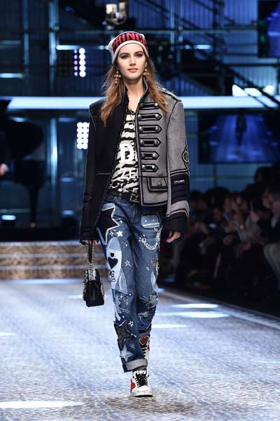 MİLANO MODA HAFTASININ ÖNE ÇIKANLARI