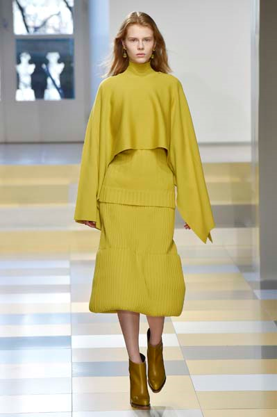 MİLANO MODA HAFTASININ ÖNE ÇIKANLARI