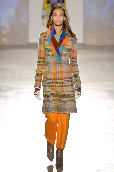 MİLANO MODA HAFTASININ ÖNE ÇIKANLARI