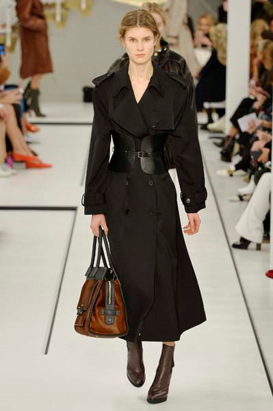 MİLANO MODA HAFTASININ ÖNE ÇIKANLARI