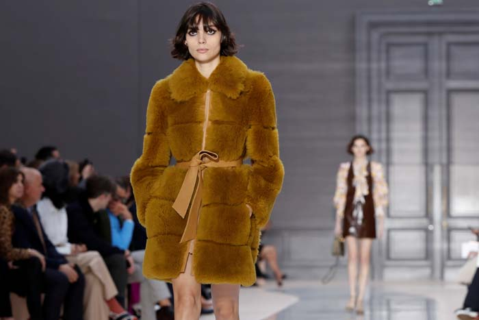 PARİS SABAHINDA CHLOE