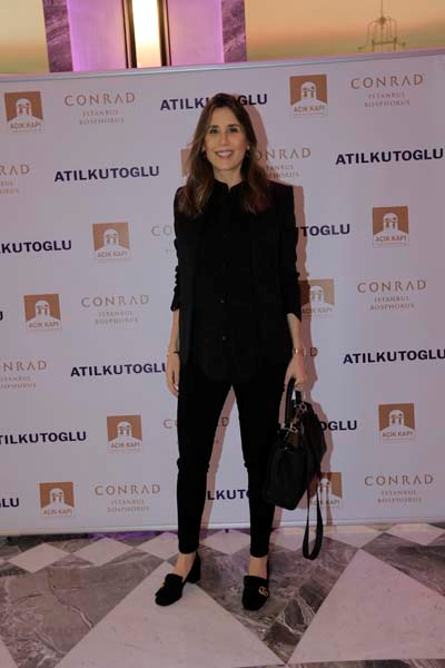 DERNEK YARARINA ATIL KUTOĞLU DEFİLESİ