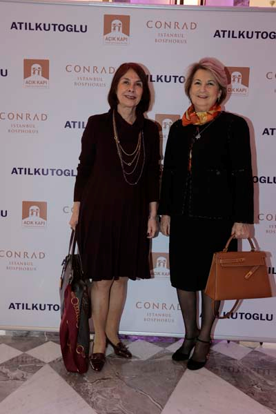 DERNEK YARARINA ATIL KUTOĞLU DEFİLESİ