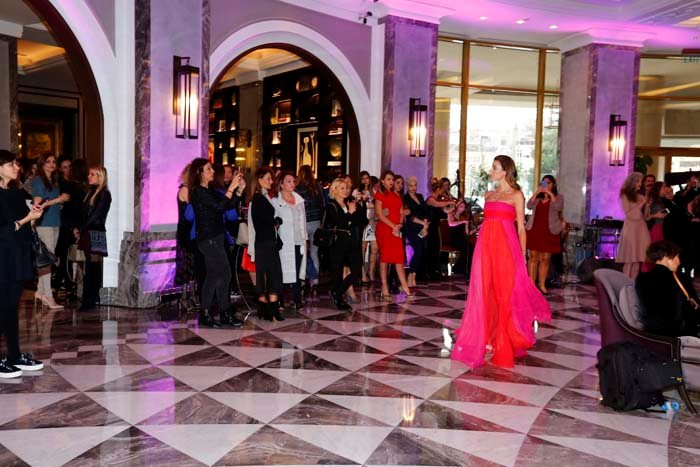 DERNEK YARARINA ATIL KUTOĞLU DEFİLESİ