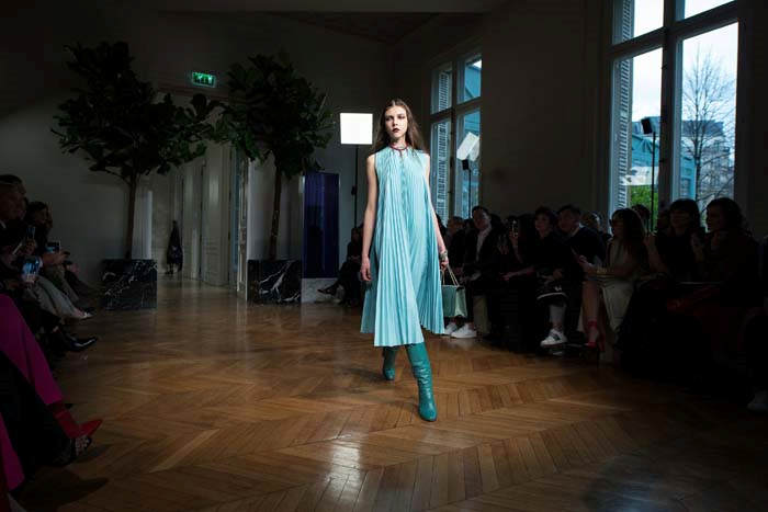 VALENTINO ROMANTİZMİ