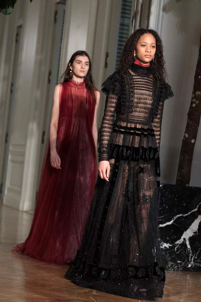 VALENTINO ROMANTİZMİ