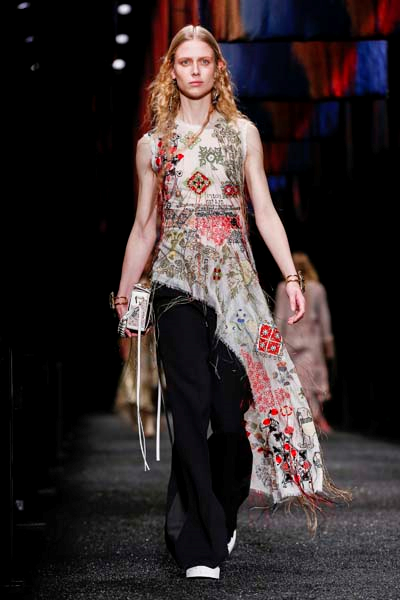 SİHİR VE MİSTİSİZM