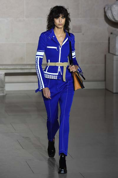 PARİS MODA HAFTASI SONA ERDİ