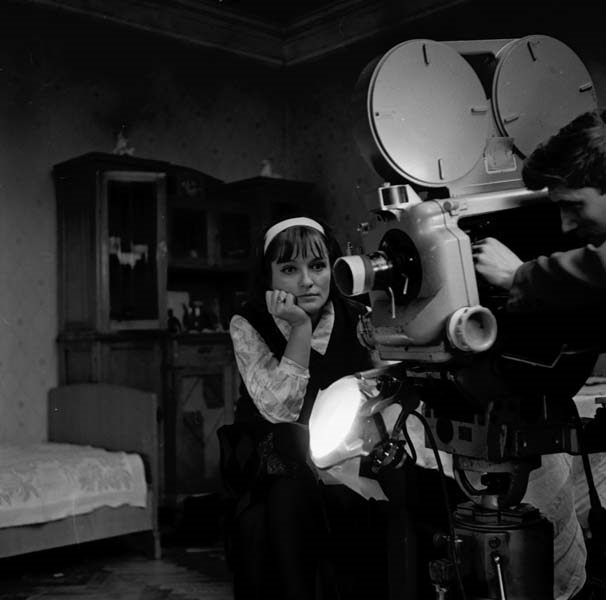 BEYAZ PERDENİN RUS GÜZELLERİ