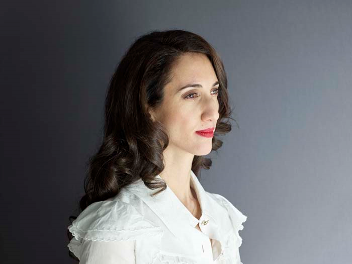 DENİZ GAMZE ERGÜVENİN YENİ PROJESİ