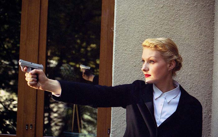 BEYAZ PERDENİN RUS GÜZELLERİ