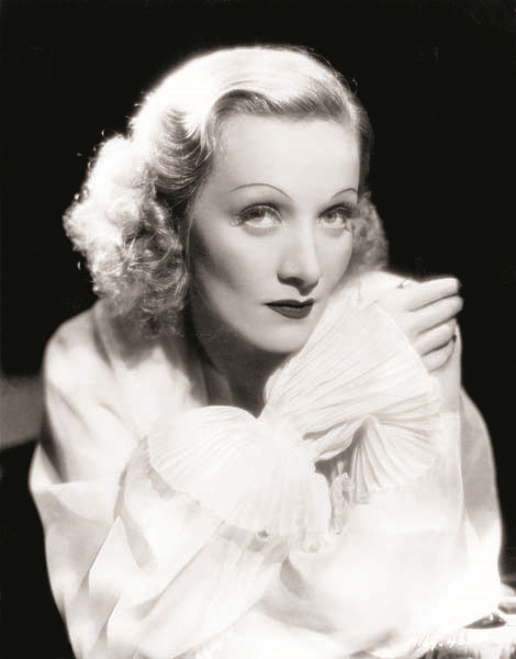 DEVRİMCİ MODA İKONLARI