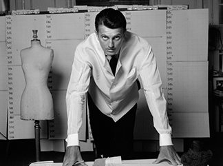 BU SERGİ AUDREY HEPBURNE ADANDI