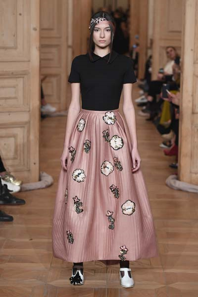 MBFWI ÖZLEM SÜER DEFİLESİ