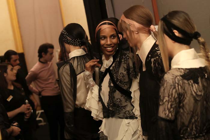 ÖZLEM SÜER BACKSTAGE