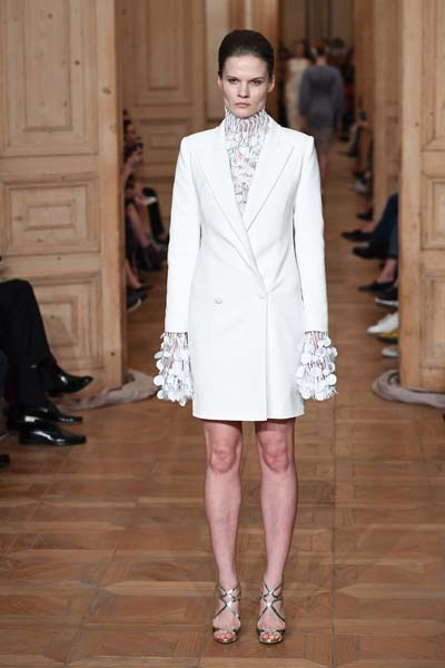 NİHAN PEKER DEFİLESİNDEN ÖZEL KARELER