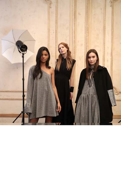 MBFWI İKİNCİ GÜNÜ AÇILIŞ DEFİLESİ MEHTAP ELAİDİ