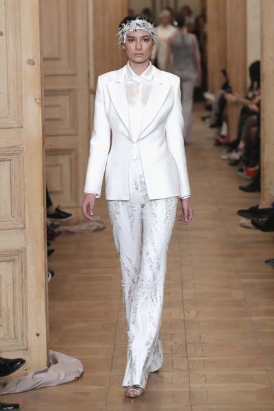 NİHAN PEKER DEFİLESİNDEN ÖZEL KARELER