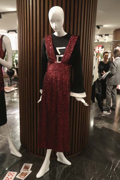 MBFWI İKİNCİ GÜNÜN DEFİLESİNDEN T.A.G.G.