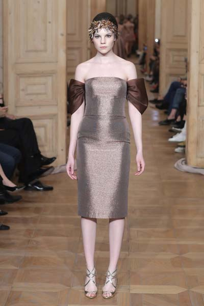 NİHAN PEKER DEFİLESİNDEN ÖZEL KARELER