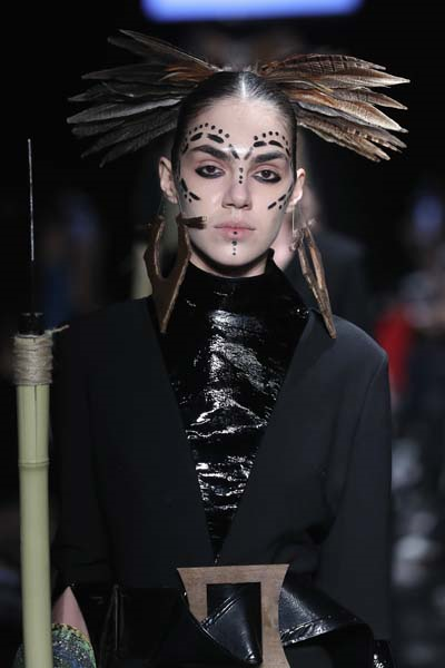 MBFWI İKİNCİ GÜNÜ DEFİLELERİNDEN CEREN OCAK