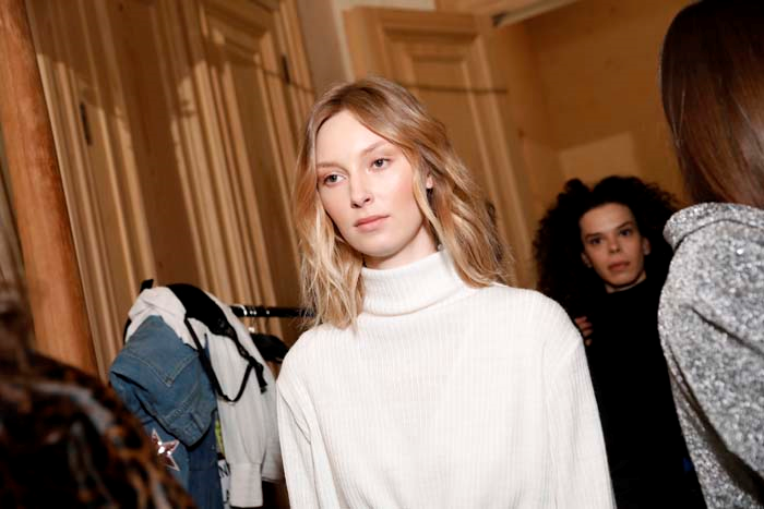 İKİNCİ GÜN MEHTAP ELAİDİ BACKSTAGE