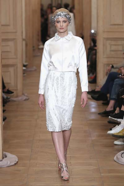 NİHAN PEKER DEFİLESİNDEN ÖZEL KARELER