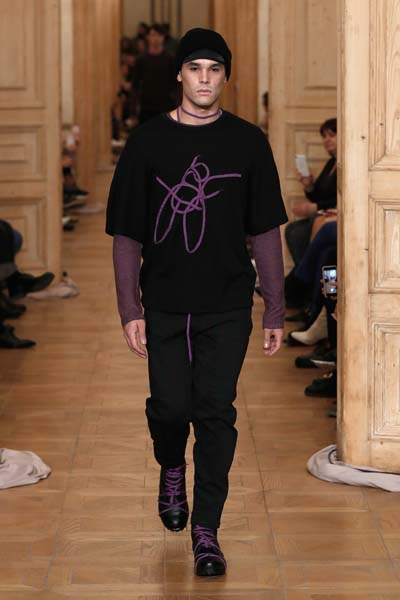 BRAND WHO DEFİLESİNDEN KARELER