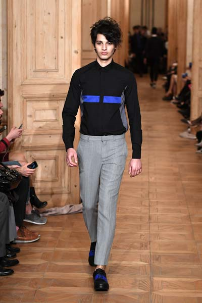 MBFWI ÜÇÜNCÜ GÜNÜ DEFİLESİ : NİYAZİ ERDOĞAN