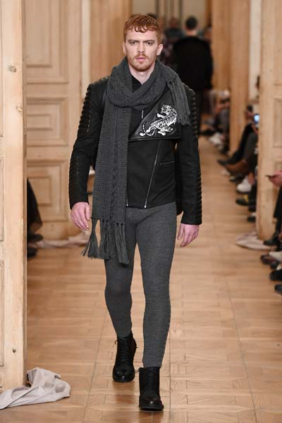 MBFWI ÜÇÜNCÜ GÜNÜ DEFİLELERİNDEN İLKİ : NEW GEN 