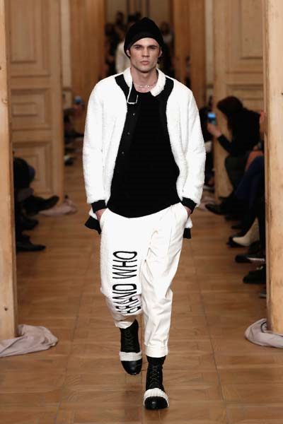 BRAND WHO DEFİLESİNDEN KARELER