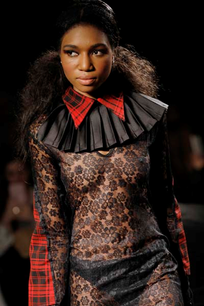 MERT ERKAN DEFİLESİNDEN ÖZEL KARELER