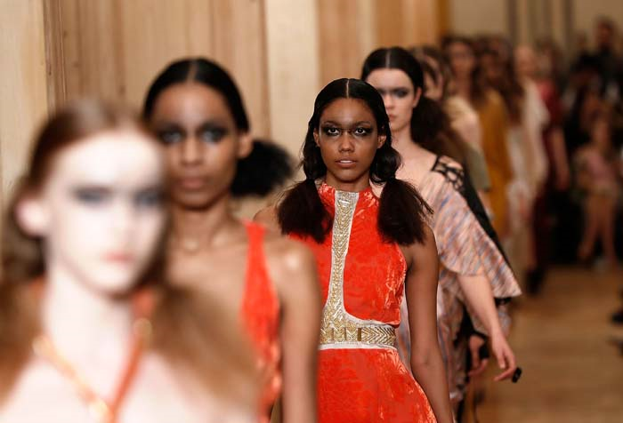 MBFWI SON DEFİLESİ TUBA ERGİN