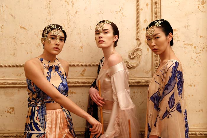 MBFWIUN EN ROMANTİK DEFİLESİ BASHAQUES