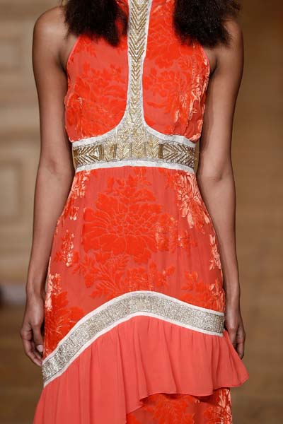 MBFWI SON DEFİLESİ TUBA ERGİN