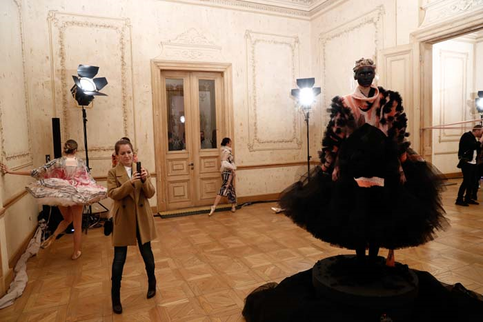 MBFWIUN EN ROMANTİK DEFİLESİ BASHAQUES