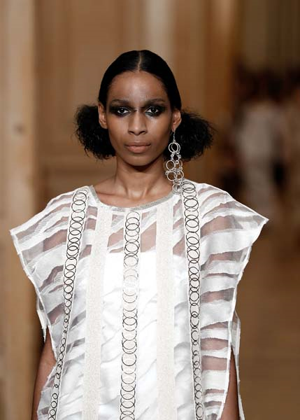 MBFWI SON DEFİLESİ TUBA ERGİN