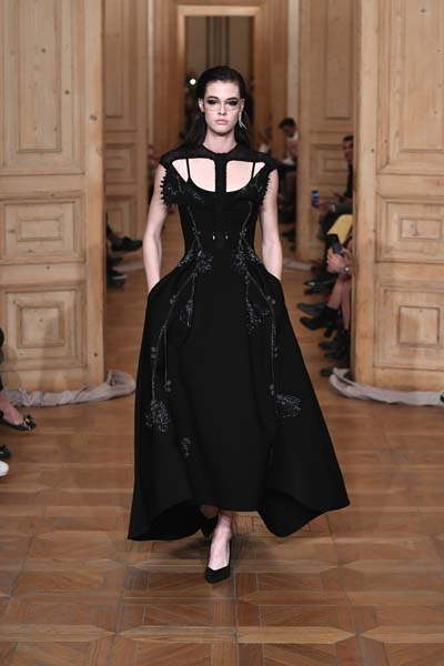 DÖRDÜNCÜ GÜNÜN SON DEFİLESİ GÜLÇİN ÇENGEL