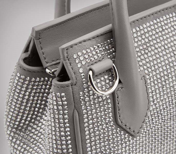 VERSACE, HONG KONGDA MAĞAZA AÇTI