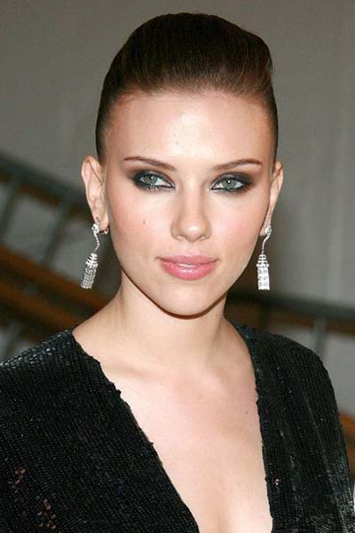 DÜNDEN BUGÜNE SCARLETT JOHANSSON