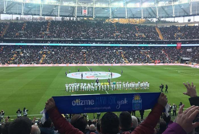 OTİZM İÇİN MAVİ!