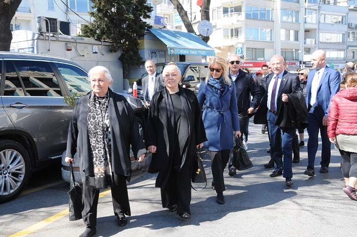 AYHAN ŞAHENKİN 18. ÖLÜM YILDÖNÜMÜ 