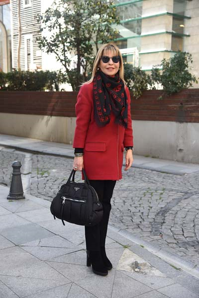 TORUNLARI İÇİN ALIŞVERİŞTE