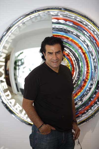 AHMET GÜNEŞTEKİNİN ESERLERİ BERLİNDE!