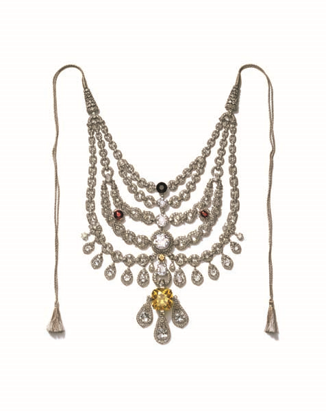 GRAND PALAISDE CARTIER IŞILTISI