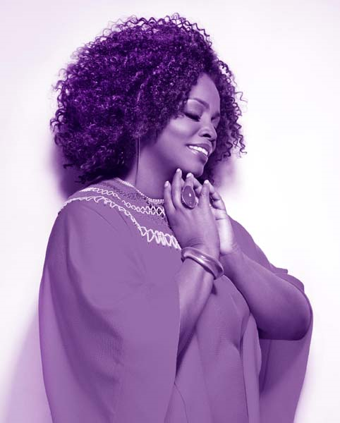 GRAMMY ÖDÜLLÜ DIANNE REEVES İSTANBUL’DA
