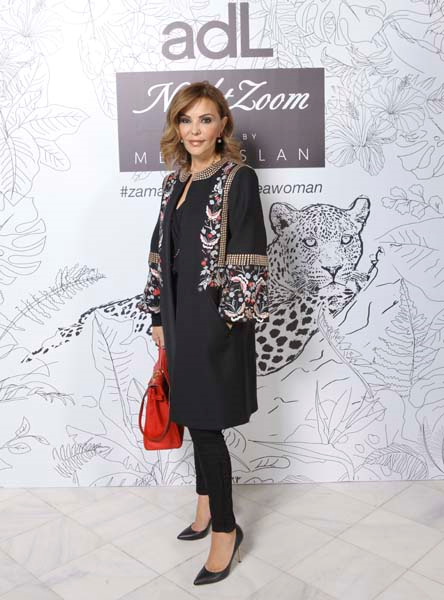 TROPİKAL ETKİLİ YENİ KOLEKSİYON